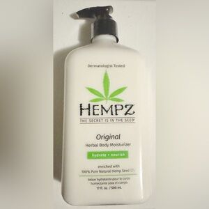 Hempz Original Herbal Body Moisturizer – 17 fl oz / 500 mL  (New)